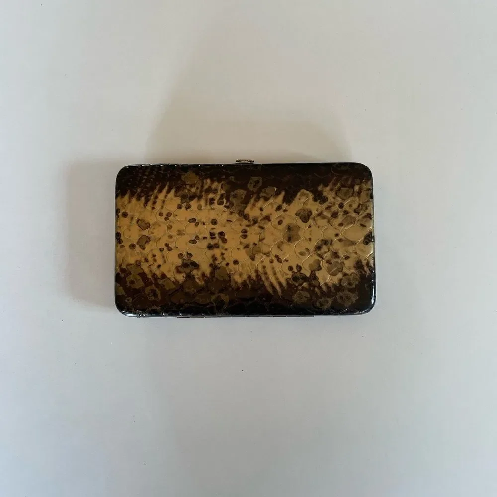 EUC Unbranded Womens Croc Brown and Gold Wallet